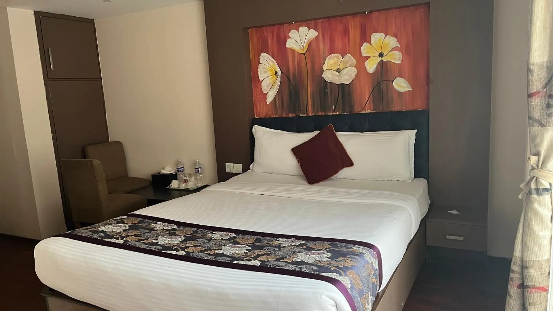 Hotel Kathmandu Square 3*,  Nepal